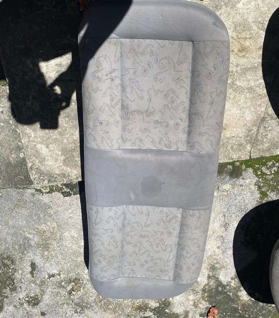 Estofado higienizado em ambiente residencial